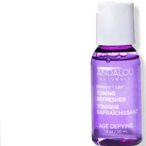 ANDALOU NATURALS AGE-DEFYING BLOSSOM + LEAF TONING REFRESHER.